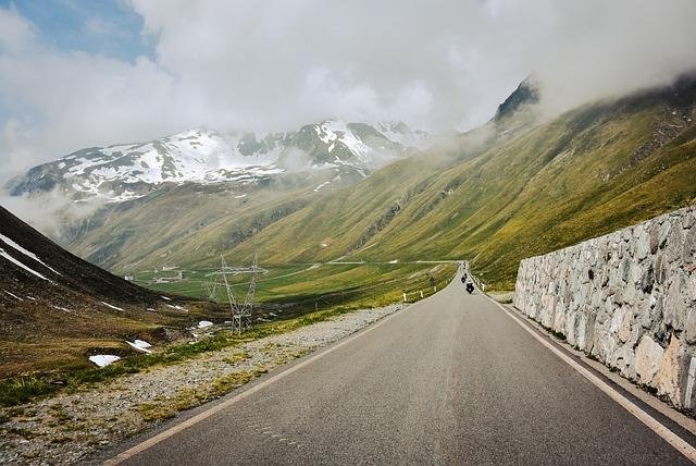 Rutas Sugeridas para Tu Primer Viaje en Solitario