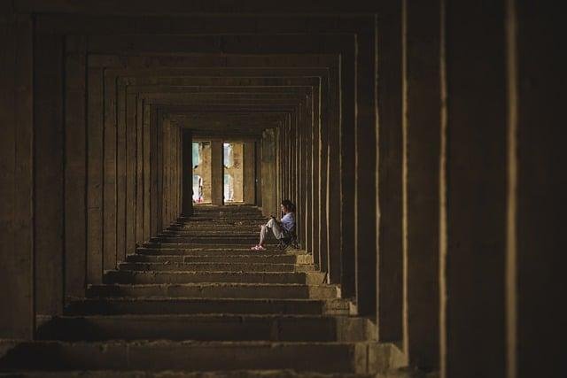 Encuentra tu Comunidad: Conectando con Otros Viajeros Solitarios