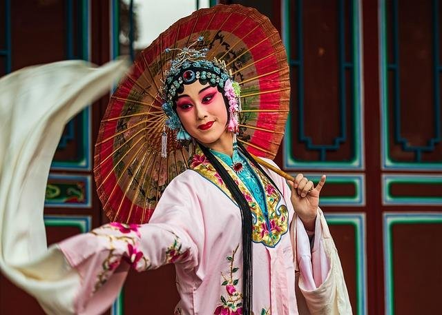 Cultura y ⁤tradiciones: ⁢Conectando con‌ el Alma de Canarias